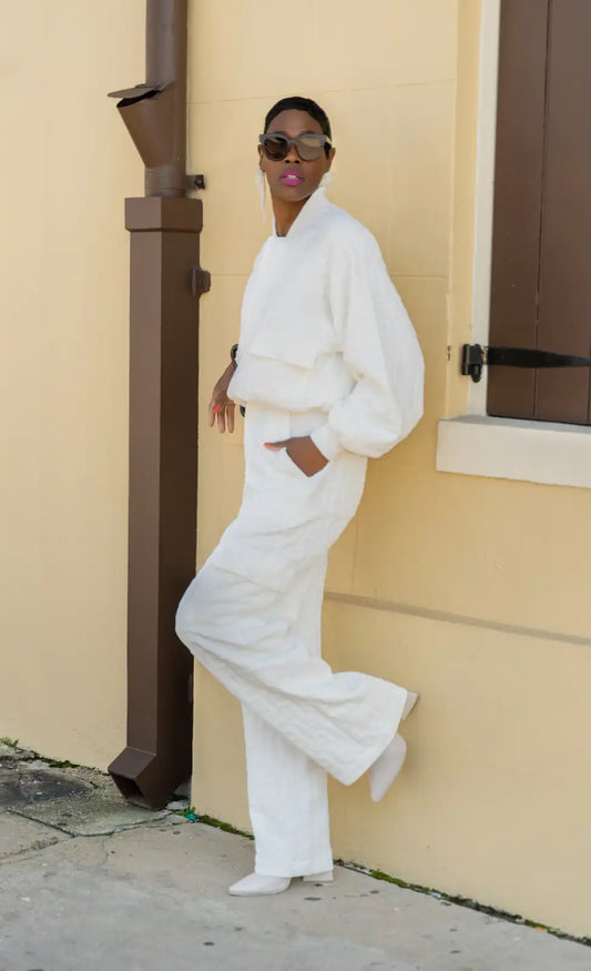 Muted Poise image 0
